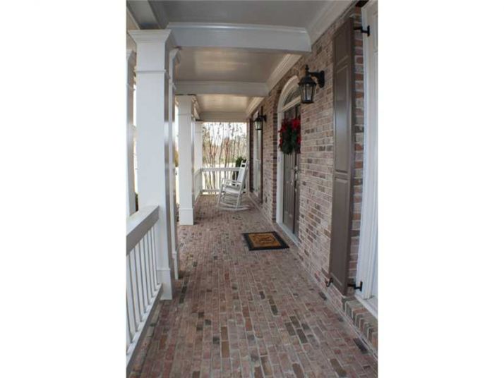 290 Brisbane Drive, Acworth, GA 30101
