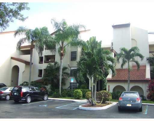 9022 SW 123 CT # O-106, Miami, FL 33186