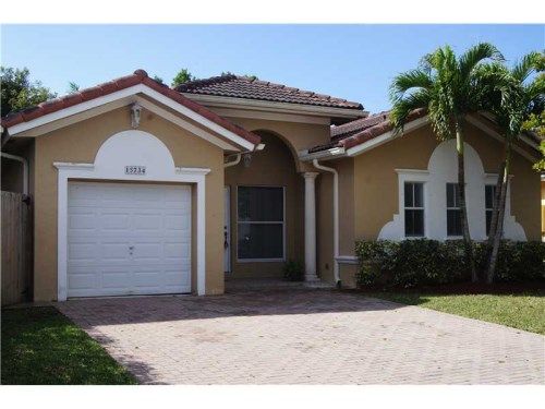 15734 SW 138 TE, Miami, FL 33196