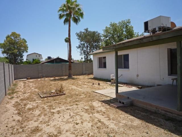 2750 E Cactus Rd, Phoenix, AZ 85032