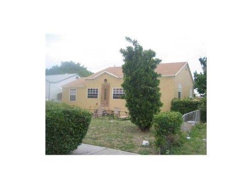 911 NW 66 ST, Miami, FL 33150