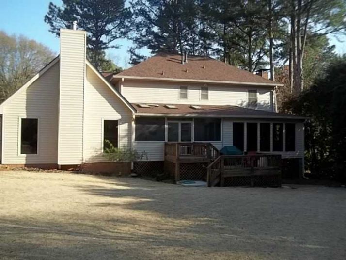 4967 Sw Mystere Circle, Lilburn, GA 30047