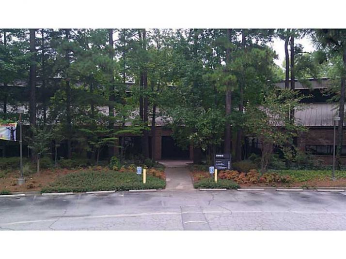 2865 Amwiler Road, Atlanta, GA 30360
