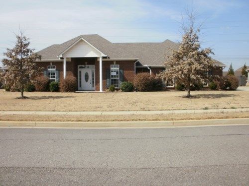 13074 Breckenridge Dr, Athens, AL 35613