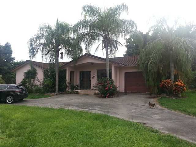 24330 SW 212 AV, Homestead, FL 33031