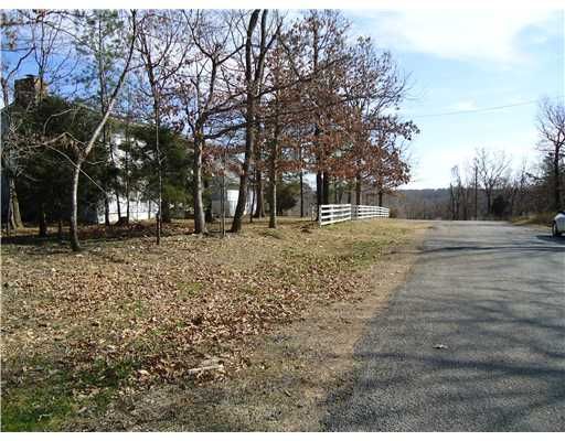 49 South Hills Loop, Eureka Springs, AR 72631