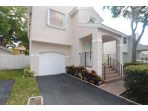 9540 NW 8TH CR, Fort Lauderdale, FL 33324