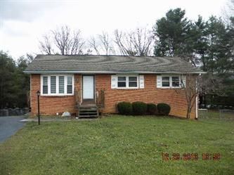 300 Pelham Lane, Christiansburg, VA 24073