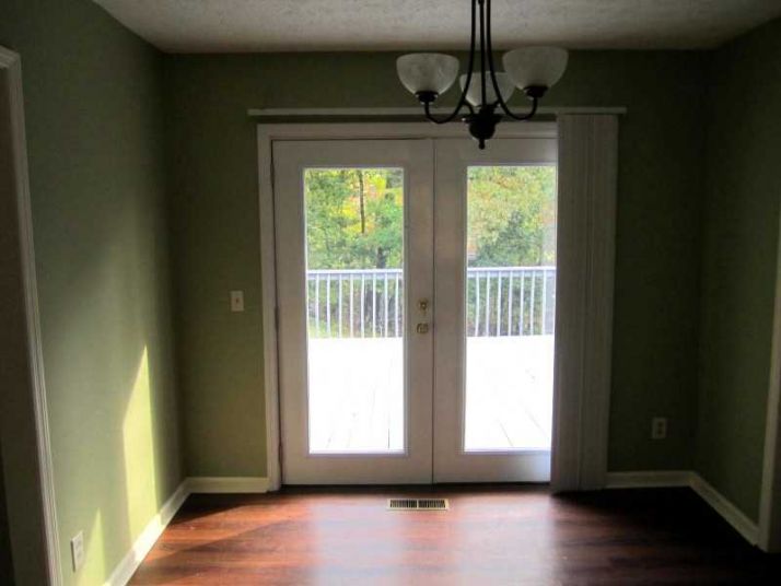 2642 Shady Valley Road, Gainesville, GA 30507