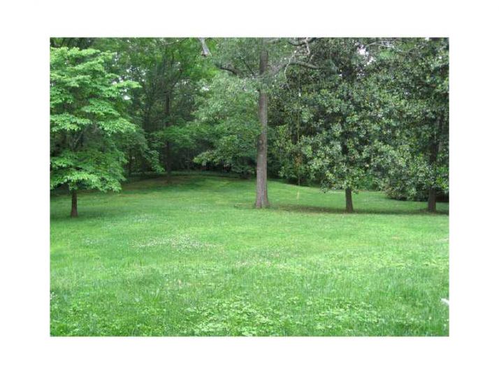 3430 Knollwood Drive, Atlanta, GA 30305