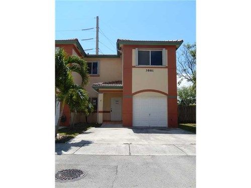 3881 SW 147 AV # 6, Miami, FL 33185