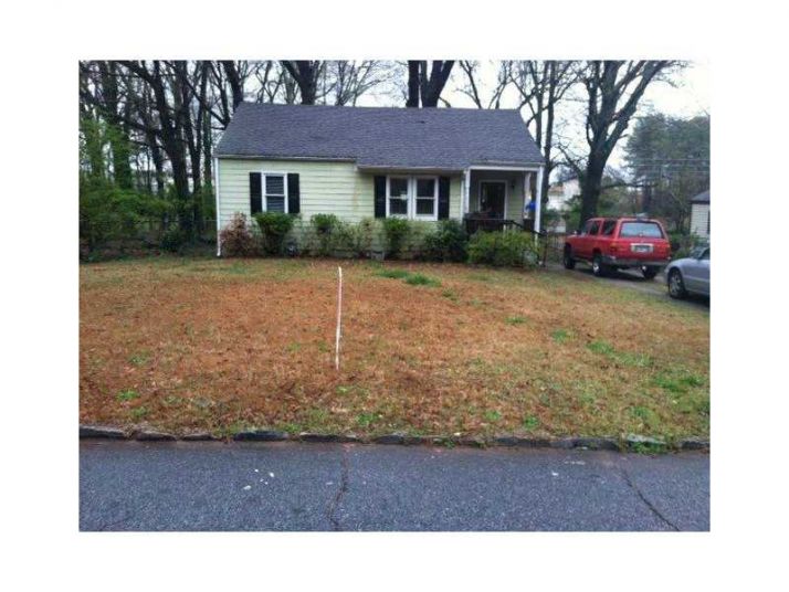 2415 Hillcrest Drive, Atlanta, GA 30344