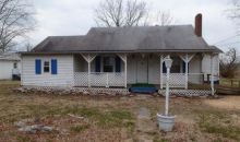4895 Scottsville Rd Lafayette, TN 37083