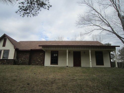 401 Parker Drive, Clinton, MS 39056