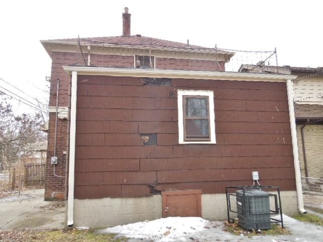 1374 University Ave, Lincoln Park, MI 48146