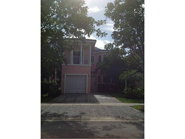 382 NE 35 TER, Homestead, FL 33033