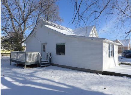 402 N Locust St, Jamesport, MO 64648