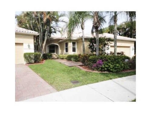 2493 Bay Isle Dr, Fort Lauderdale, FL 33327