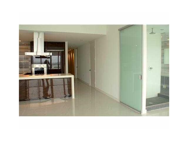 1100 BISCAYNE BLVD # 3004, Miami, FL 33132