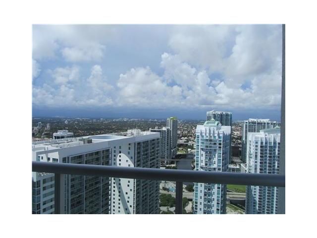 485 BRICKELL AV # 4704, Miami, FL 33131