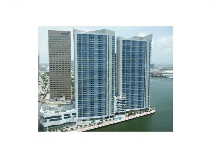 325 S BISCAYNE BL # 1424, Miami, FL 33131