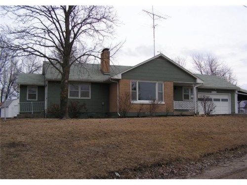 102 N Olive St, Mercer, MO 64661