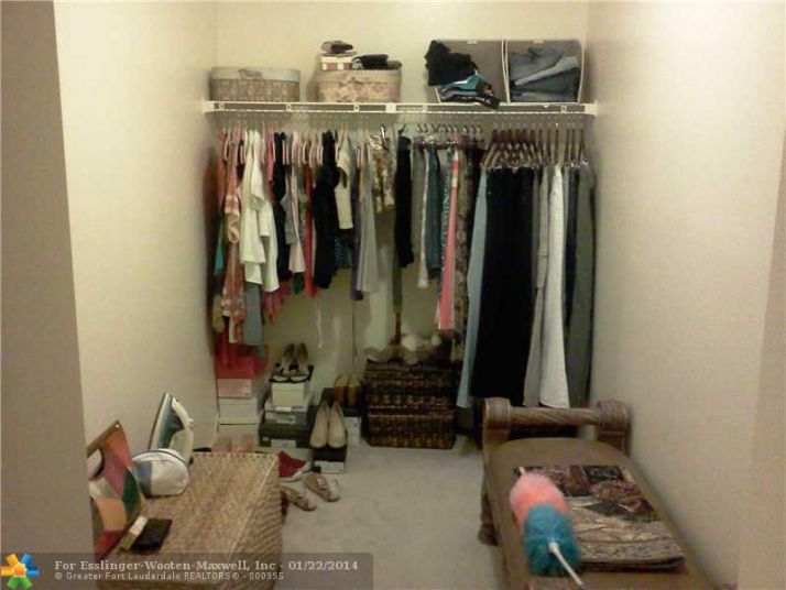 5550 NW 44th St # 418B, Fort Lauderdale, FL 33319