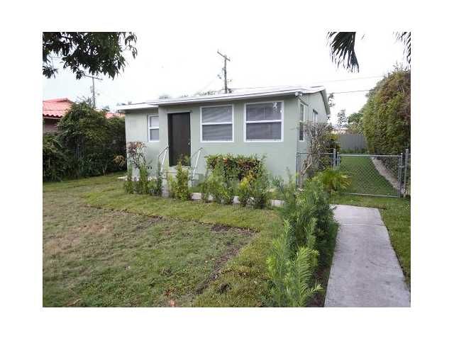 3672 SW 26 ST, Miami, FL 33145