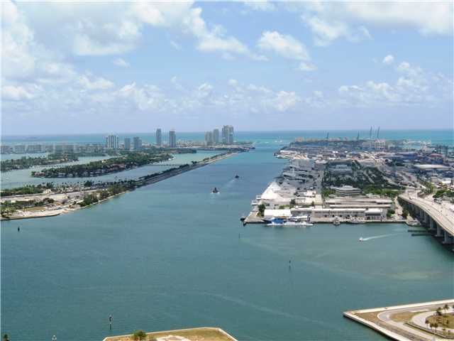1040 BISCAYNE BL # 4208, Miami, FL 33132