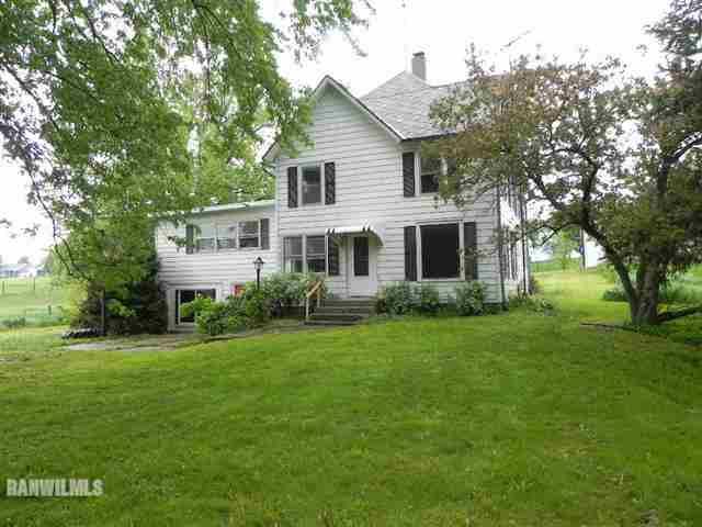 1106 W Rock Grove Rd, Orangeville, IL 61060