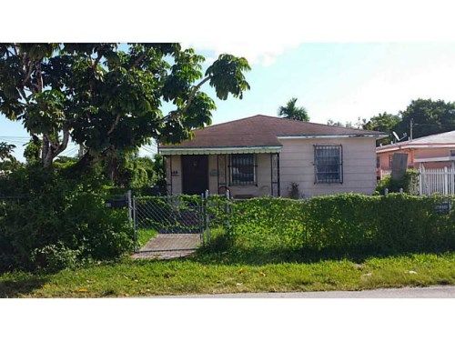 301 SW 36 AV, Miami, FL 33135