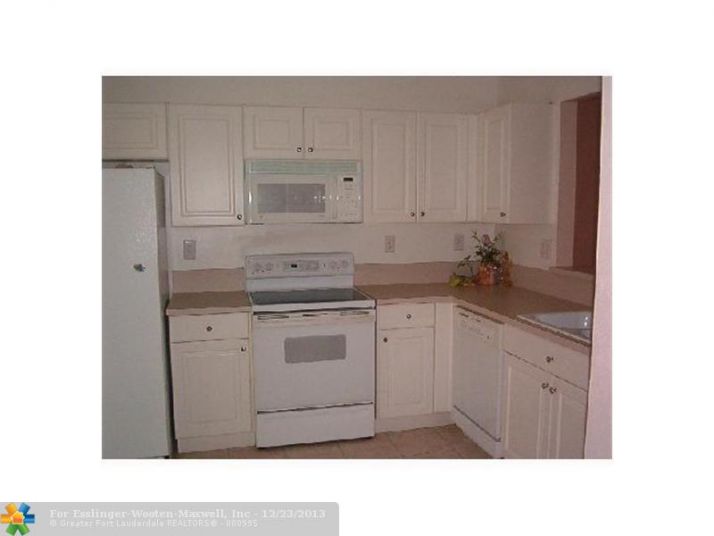 2801 E Aragon Blvd # 2, Fort Lauderdale, FL 33313