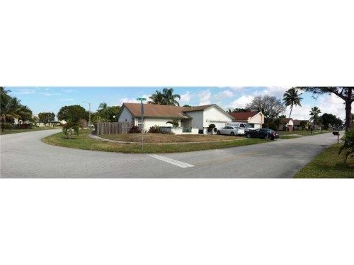8651 NW 48TH ST, Fort Lauderdale, FL 33351