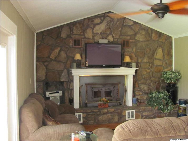 725 Terrell Road, Albertville, AL 35951