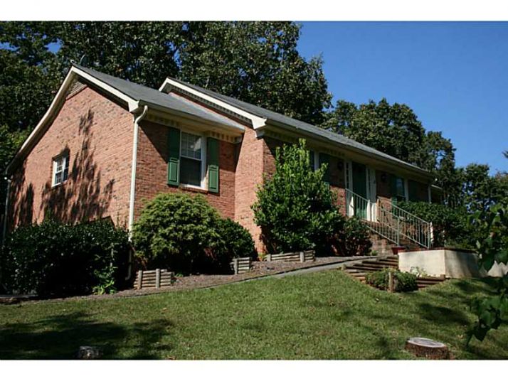 618 Huckleberry Road, Canton, GA 30114