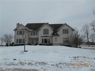 6  Jessica Ct, Lake Zurich, IL 60047