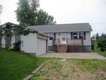 1400 Trumball Ter, Plattsmouth, NE 68048