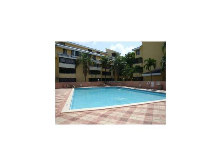 8205 SW 152 AV # F-306, Miami, FL 33193