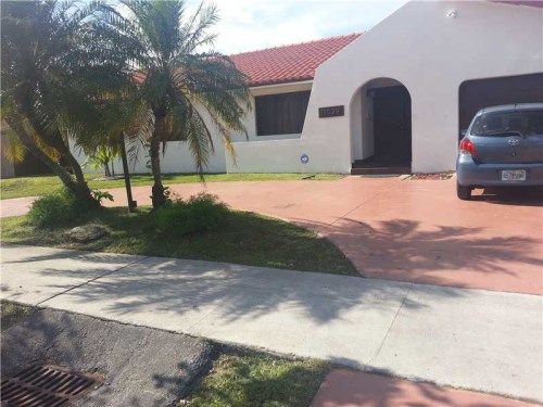 13029 SW 4 ST, Miami, FL 33184