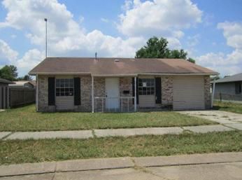 412 Timberwood Dr, Gretna, LA 70056