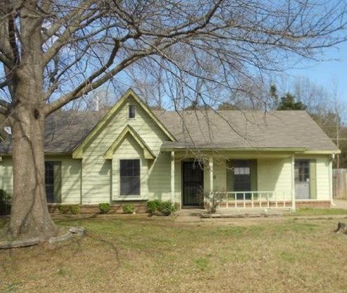 4570 Sunnyslope Dr, Memphis, TN 38141