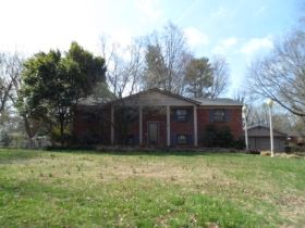 8804 Neville Ln, Knoxville, TN 37923