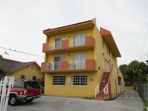 835 NW 2 ST # 1, Miami, FL 33128