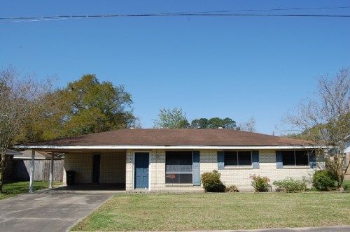 121 Dewberry Dr, Lafayette, LA 70507