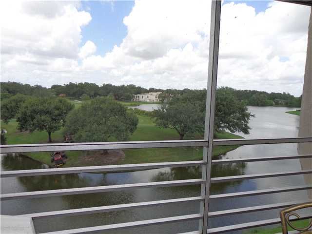 9470 POINCIANA PL # 401, Fort Lauderdale, FL 33324