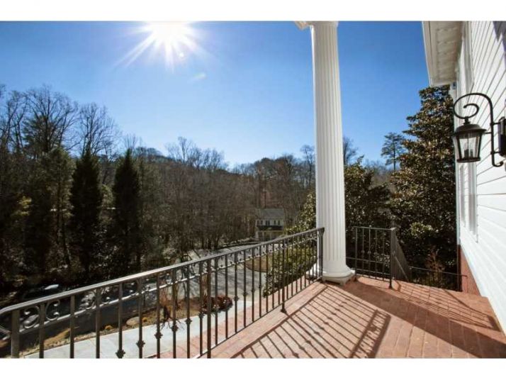 1108 Roxboro Pointe Ne, Atlanta, GA 30324