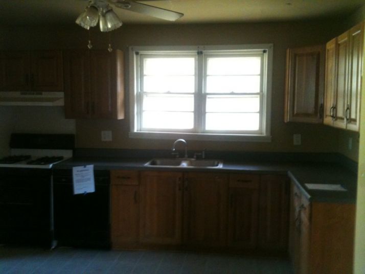 273 Marion Ave, Westville, NJ 08093