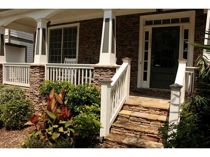 1630 Gilstrap Lane Nw, Atlanta, GA 30318