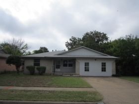 314 W Orange St, Duncanville, TX 75116