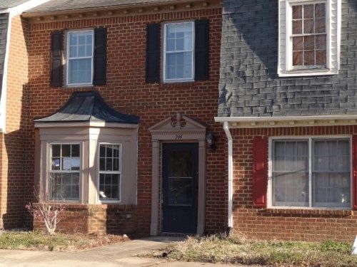 744 Mill Landing Road, Chesapeake, VA 23322